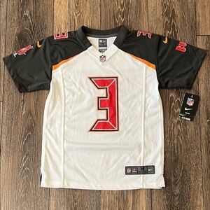NWT Nike On Field White NFL Tampa Bay Buccaneers #3 Winston Jersey Youth Medium